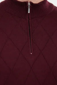 TRENDYOLMİLLA MEN Burgundy Regular Fit Cotton Half Fisherman Zippered Collar smart Knitwear Sweater - Image 4