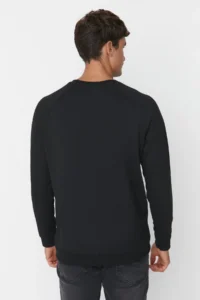 TRENDYOLMİLLA MEN Black Oversized/Wide Cut Inside Fleece/Warm Raglan Sleeve Sweatshirt - Image 9