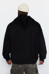 TRENDYOLMİLLA MEN Black Plus Size Oversized Hooded Sweatshirt - Image 6