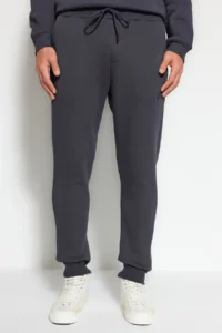 TRENDYOLMİLLA MEN Anthracite Regular/Normal Cut Harf Embroidered Jogger Sweatpants - Image 5