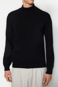 TRENDYOLMİLLA MEN Black Regular Fit Couple Half Turtleneck Soft Basic Sweater - Image 6