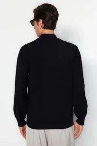 TRENDYOLMİLLA MEN Black Regular Fit Couple Half Turtleneck Soft Basic Sweater - Image 7