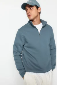 TRENDYOLMİLLA MEN BLUE Regular/Normal Cut High Neck Zippered Cotton Basic Sweatshirt with Fleece Inside
