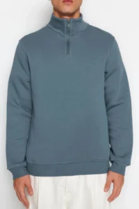 TRENDYOLMİLLA MEN BLUE Regular/Normal Cut High Neck Zippered Cotton Basic Sweatshirt with Fleece Inside - Image 3