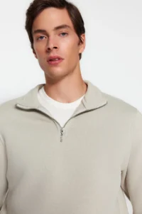 TRENDYOLMİLLA MEN Stone Regular/Normal Cut High Neck Zippered Cotton Basic Sweatshirt with Fleece Inside - Image 3