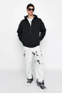 TRENDYOLMİLLA MEN Black Oversized/Wide Cut Zippered Fleece Hooded Sweatshirt-Cardigan - Image 2