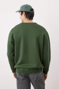 TRENDYOLMİLLA MEN Khaki Crew Neck Oversized/Wide Cut Dog Embroidery Sweatshirt with Fleece Inside - Image 4