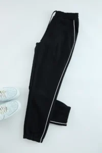 TRENDYOLMİLLA MEN Black Regular/Normal Cut Piped Thick Sweatpants - Image 7