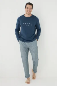 TRENDYOLMİLLA MEN NAVY BLUE Regular/Normal Cut Creative Font Printed Knitting Pajama Set - Image 3