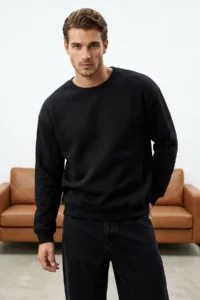 TRENDYOLMİLLA MEN Black Oversized/Wide Cut Cotton Basic Thick Sweatshirt with Fleece Inside