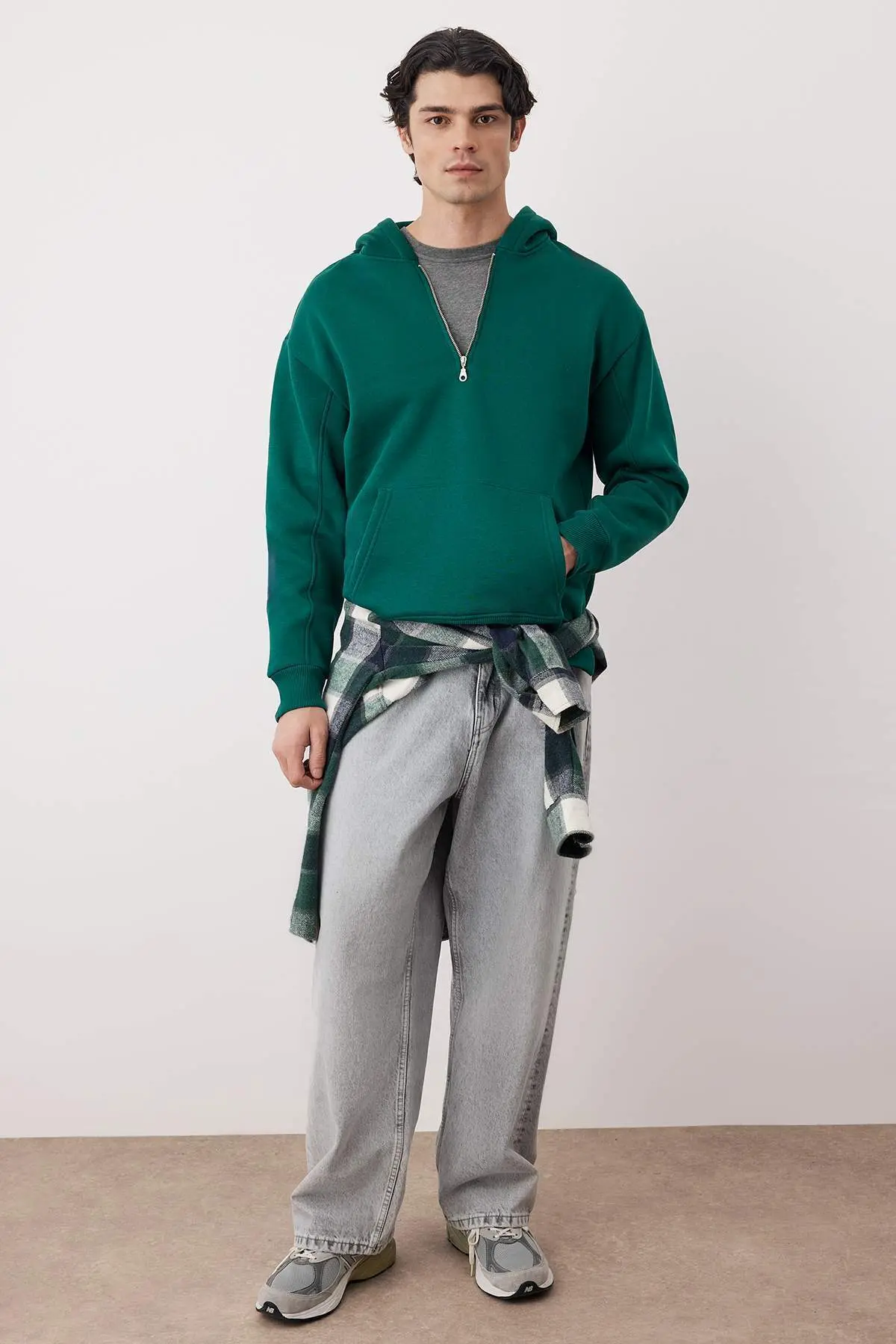 TMNAW25SW00050-EMERALD-GREEN_1