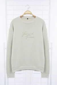 TRENDYOLMİLLA MEN Stone Oversized/Wide Cut Text Embroidered Thick Fleece Sweatshirt - Image 6