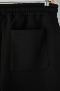 TRENDYOLMİLLA MEN Black Straight Fit Thick Material Piped Light Hem Sweatpants - Image 8