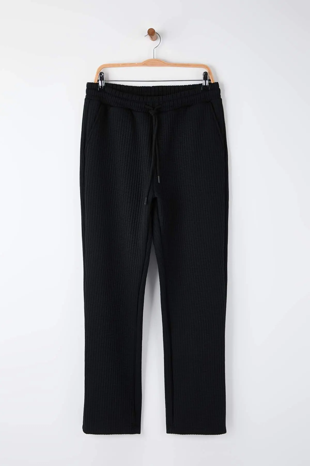 TMNAW26EA00013-BLACK_1