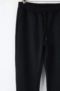 TRENDYOLMİLLA MEN Black Regular/Normal Cut textured Light Hem Sweatpants - Image 3