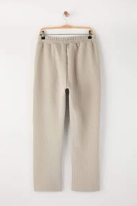 TRENDYOLMİLLA MEN Stone Regular/Normal Cut textured Light Hem Sweatpants - Image 4