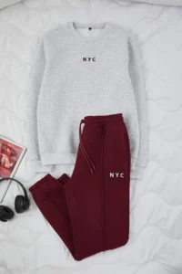 TRENDYOLMİLLA MEN Gray - Burgundy Regular/Rahat Cut Embroidered Tracksuit - Image 5
