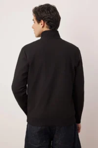 TRENDYOLMİLLA MEN Black Regular/Normal Cut Thick High Neck Sweatshirt - Image 4