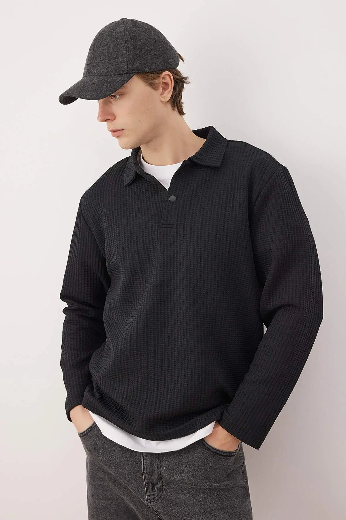 TMNAW26SW00058-BLACK_1