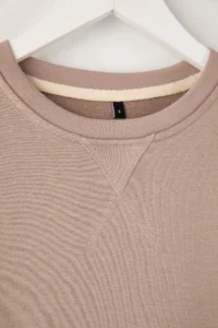 TRENDYOLMİLLA MEN Beige Rahat Cut Basic Crew Neck Sweatshirt - Image 6