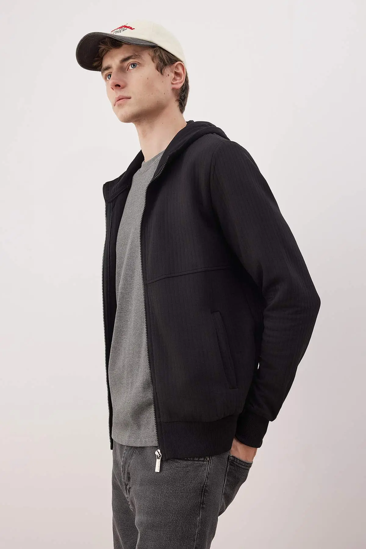 TMNAW26SW00061-BLACK_1