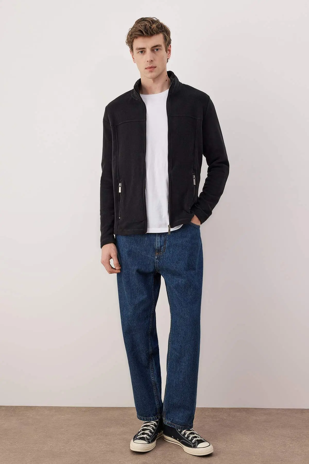 TMNAW26SW00063-BLACK_1
