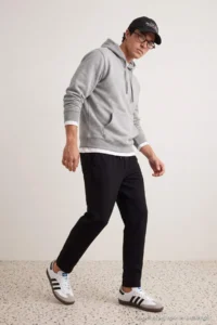 TRENDYOLMİLLA MEN Black Regular Fit Tok Material Knitting Pants Sweatpants - Image 8