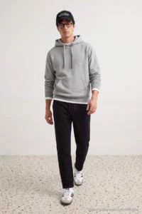 TRENDYOLMİLLA MEN Black Regular Fit Tok Material Knitting Pants Sweatpants - Image 9