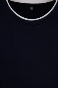 TRENDYOLMİLLA MEN NAVY BLUE Regular/Comfortable Pattern Double Collar Soft Touch Sweatshirt - Image 7