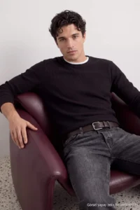 TRENDYOLMİLLA MEN Dark Brown Regular/Rahat Pattern Waffle textured Knitting Sweatshirt - Image 2