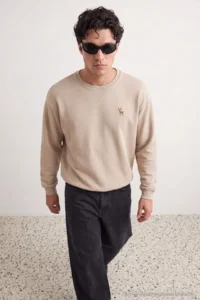 TRENDYOLMİLLA MEN Stone Oversized/Rahat Pattern Geyik Embroidered Sweatshirt - Image 2