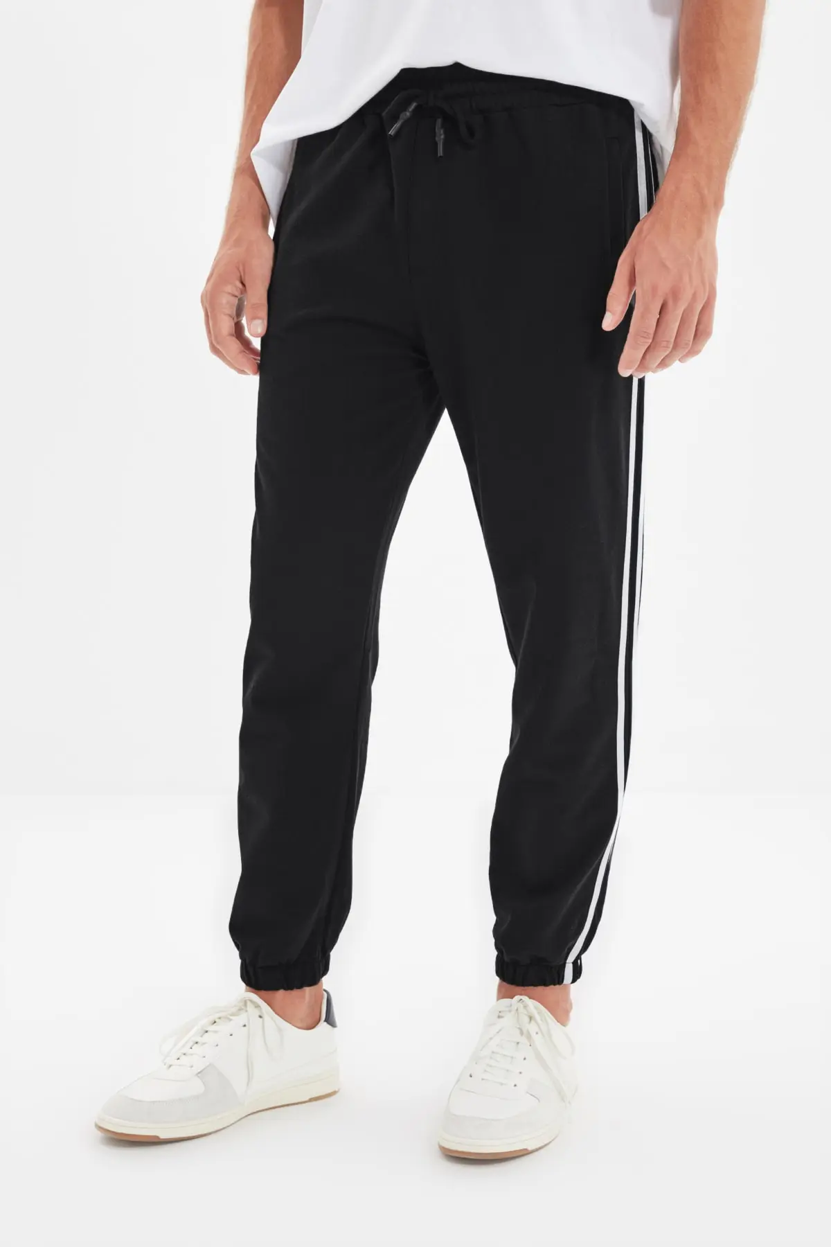 TMNSS20EA0050-BLACK_1