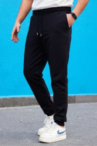 TRENDYOLMİLLA MEN Black Basic Regular/Normal Cut Tyre Hem Jogger Sweatpants - Image 3
