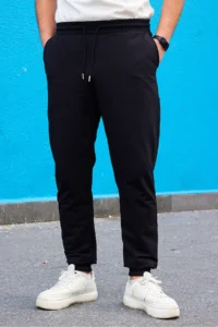 TRENDYOLMİLLA MEN Black Basic Regular/Normal Cut Tyre Hem Jogger Sweatpants - Image 5