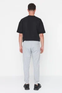 TRENDYOLMİLLA MEN Gray Basic Regular/Normal Cut Tyre Hem Jogger Sweatpants - Image 6