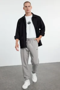 TRENDYOLMİLLA MEN Gray Regular Fit Printed Piped Tyre Hem Sweatpants - Image 2