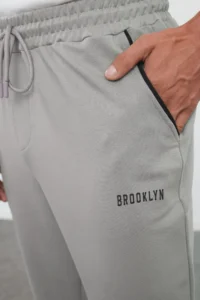 TRENDYOLMİLLA MEN Gray Regular Fit Printed Piped Tyre Hem Sweatpants - Image 4
