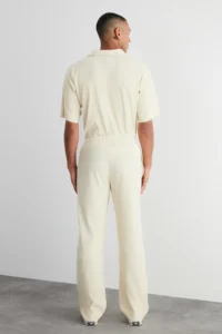 TRENDYOLMİLLA MEN Ecru /Wide Leg textured Wrinkle-Resistant Hidden Corded One Piece Sweatpants - Image 6