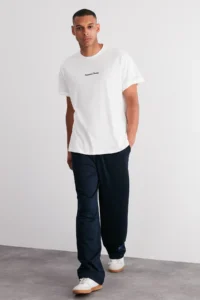 TRENDYOLMİLLA MEN NAVY BLUE Oversized/Comfortable Cut Tire Waisted Sweatpants with Label - Image 6