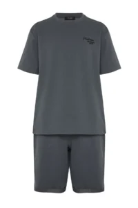 TRENDYOLMİLLA MEN Anthracite Regular/Normal Cut City Embroidered Tracksuit - Image 7