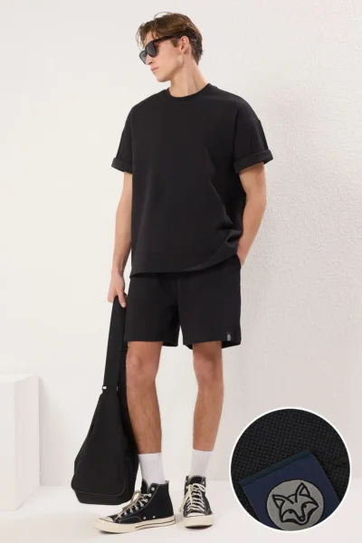 TMNSS25EM00007-BLACK_1