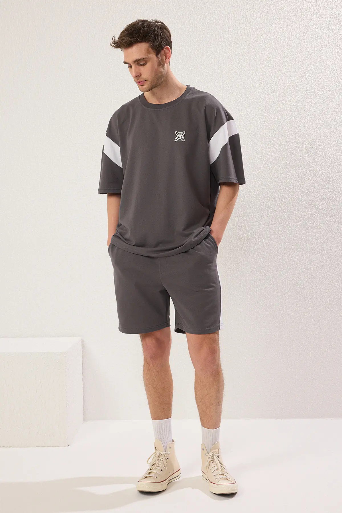 TMNSS25EM00008-ANTHRACITE_1