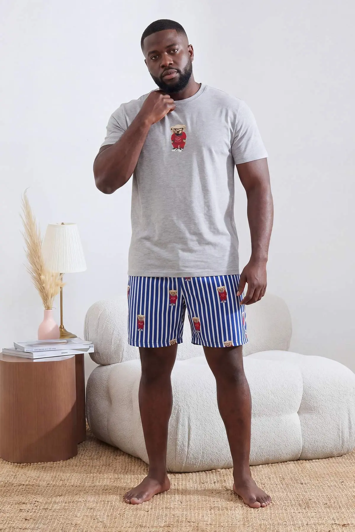 TMNSS26AI00004-GRAY_1