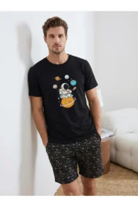 TRENDYOLMİLLA MEN Black Regular Cut Galaxy pattern Cotton Pajama Set - Image 2
