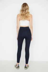 TRENDYOLMİLLA NAVY BLUE High Waist Basic Elastic Waist interlock Knitting Leggings - Image 5