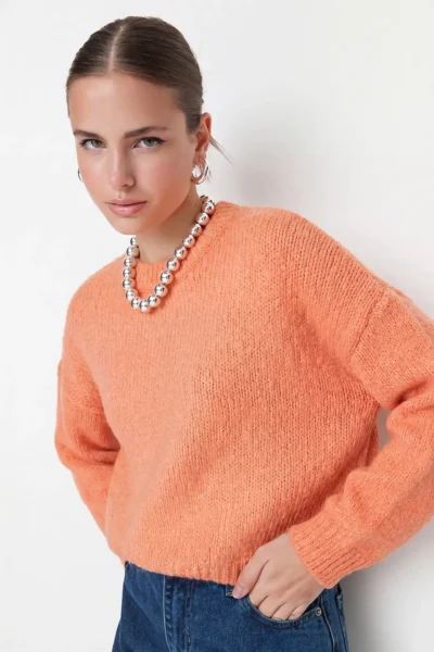 TWOAW23KZ00185-SALMON_1