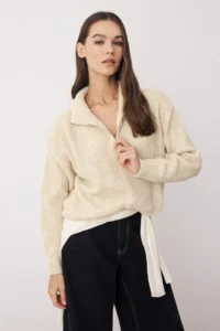 TRENDYOLMİLLA Stone Super Crop Zippered Knitwear Sweater - Image 2