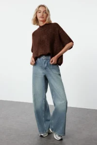 TRENDYOLMİLLA Brown Wide Pattern Soft textured Knitwear Sweater - Image 2