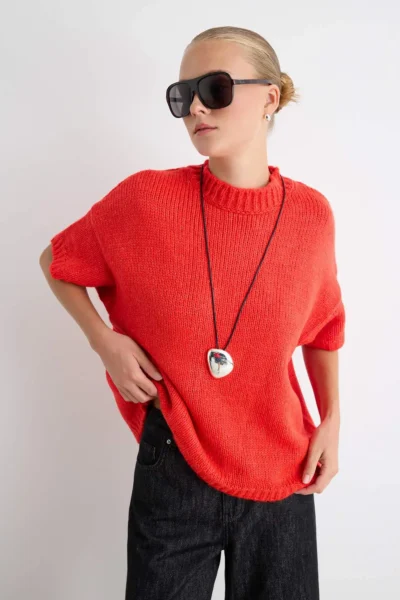 TWOAW25KZ00021-RED_1