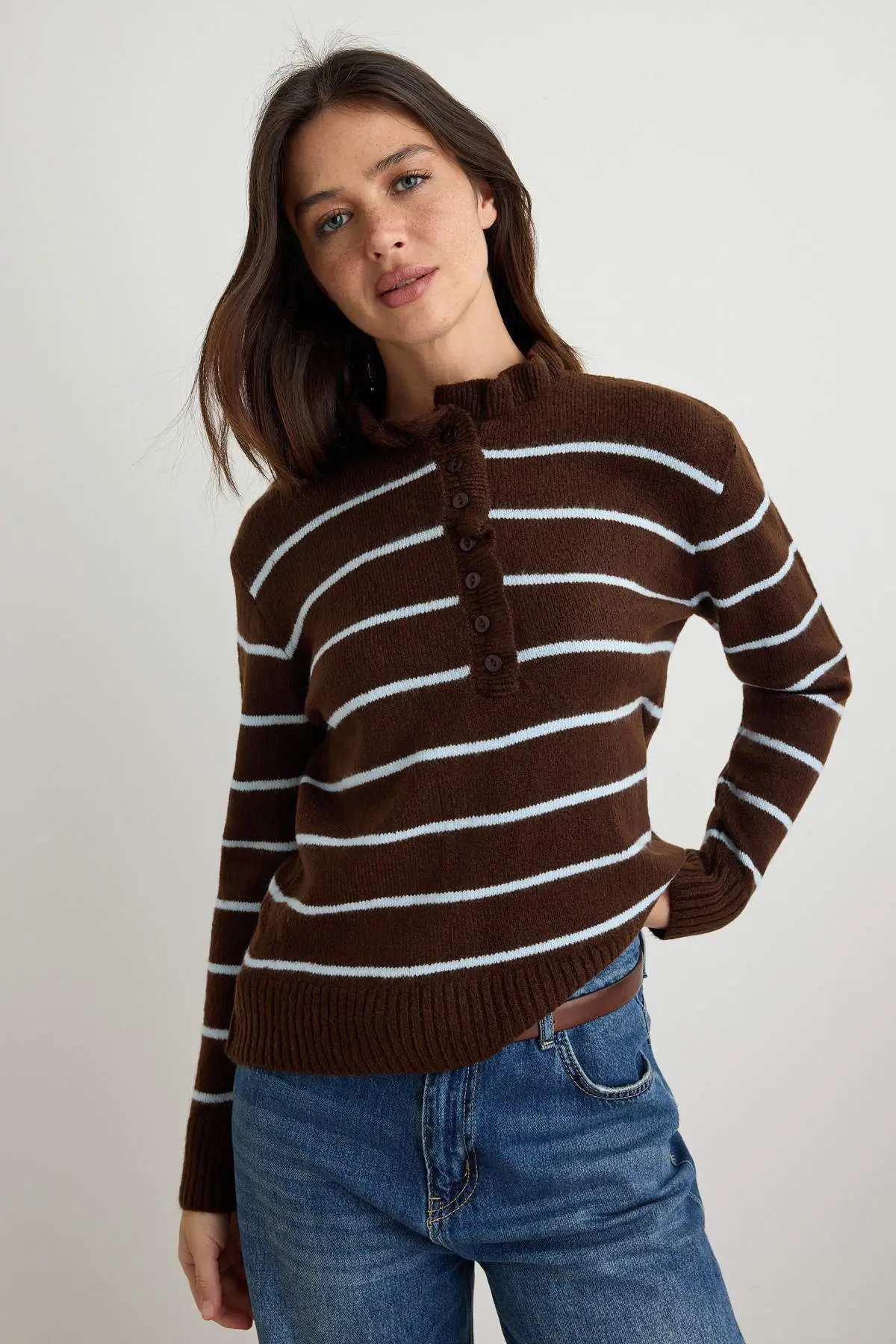 TWOAW26KZ00129-BROWN_1